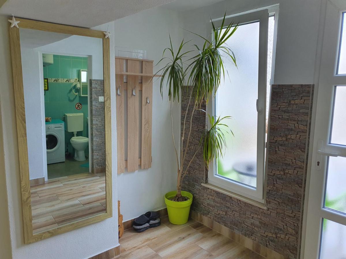 Family Apartment Near Old Town Mostar Exterior photo